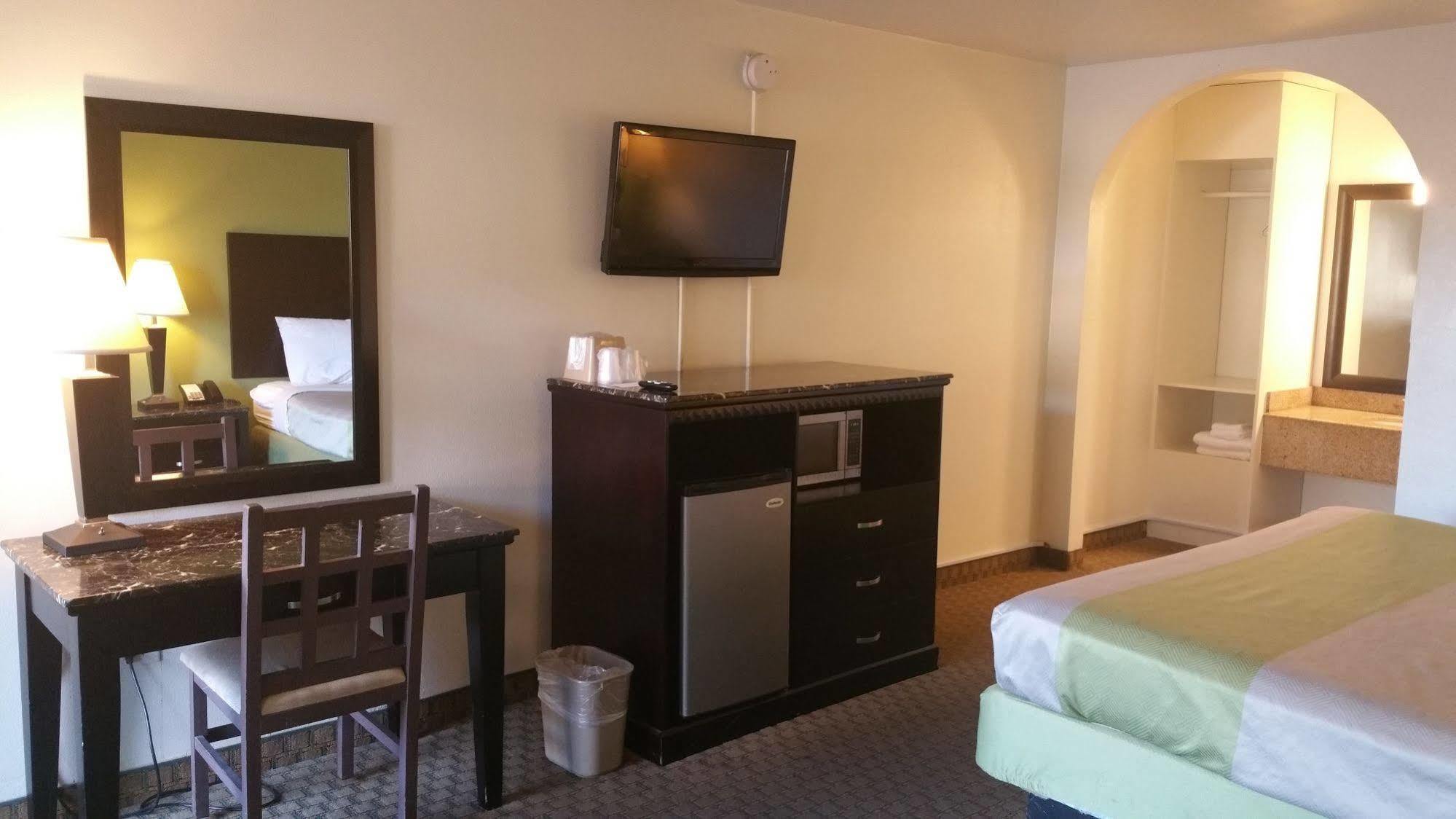 Oyo Hotel Lafayette La I-10 & University Eksteriør billede