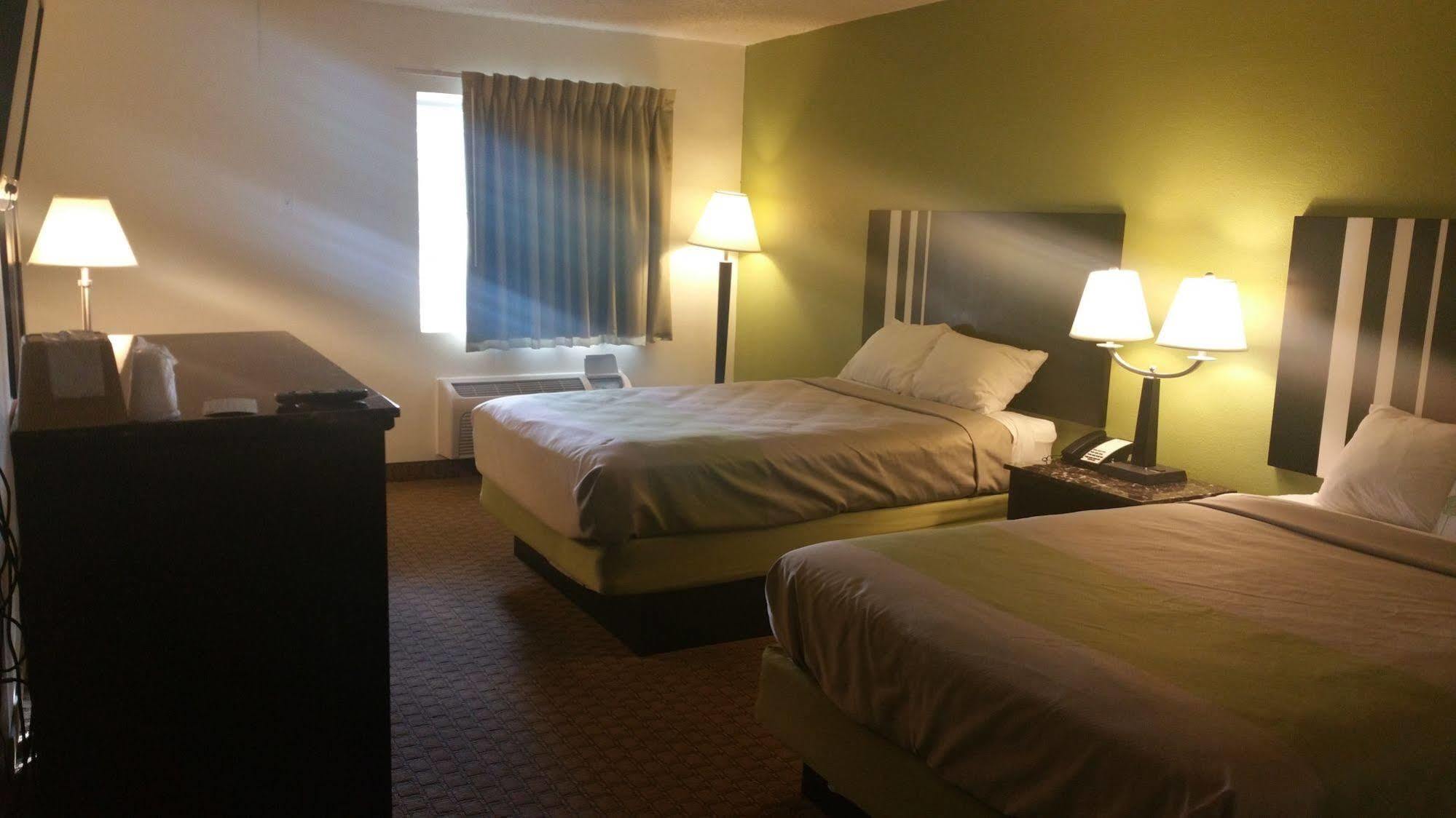 Oyo Hotel Lafayette La I-10 & University Eksteriør billede