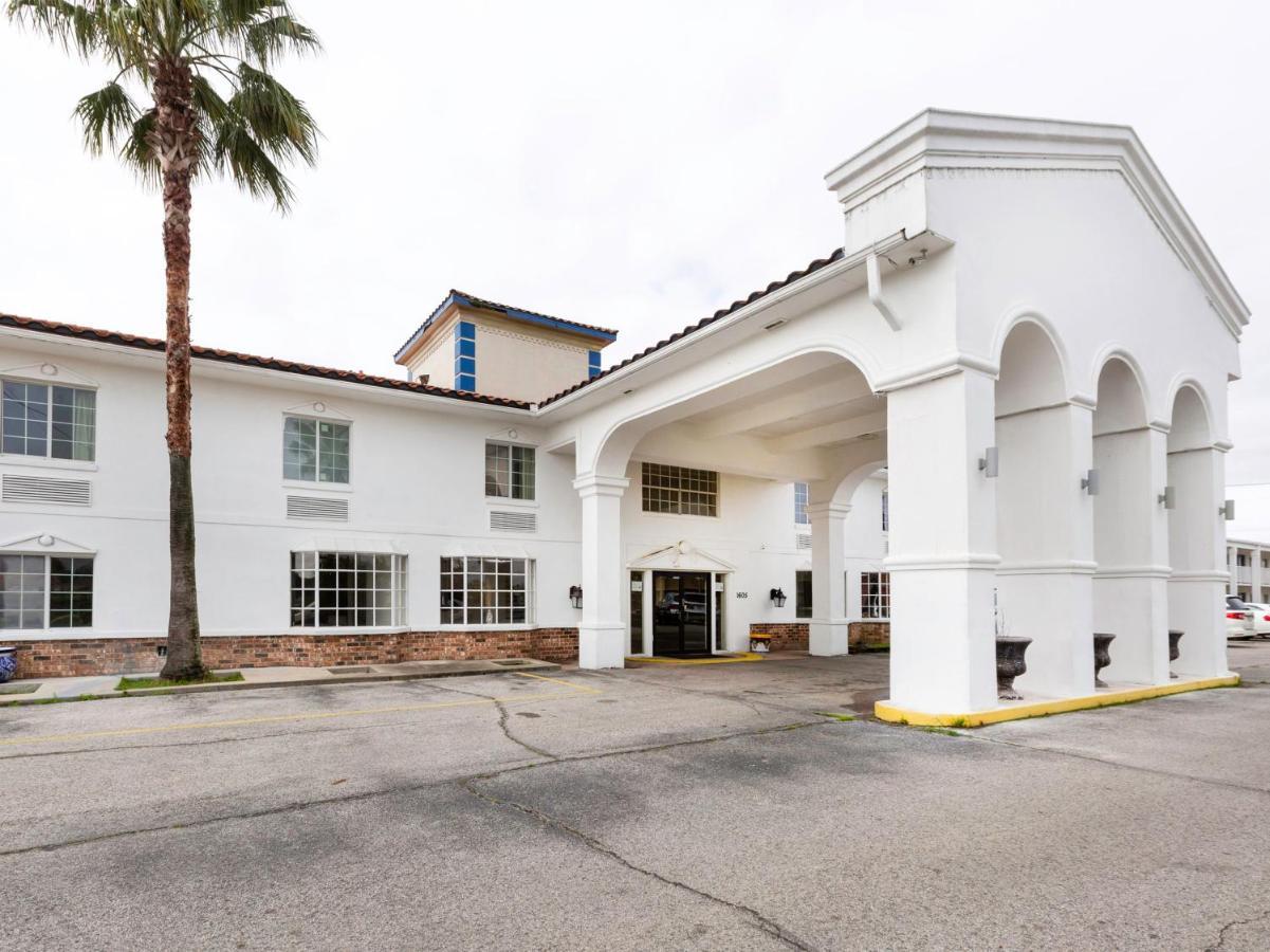 Oyo Hotel Lafayette La I-10 & University Eksteriør billede